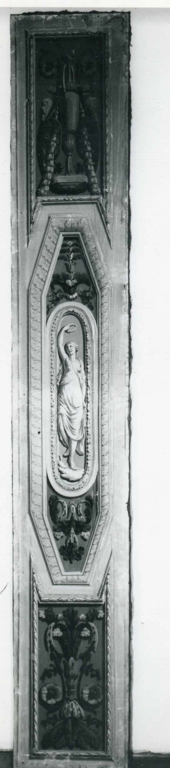 Figure allegoriche - Palazzo reale, Milano