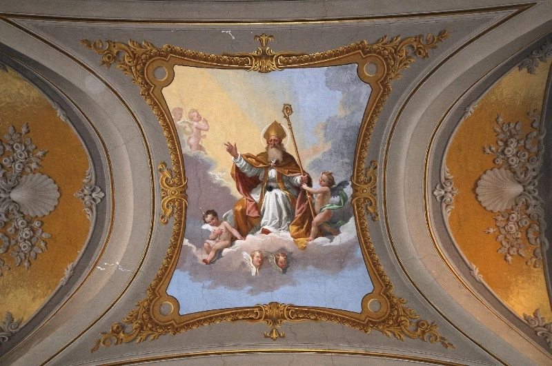 Dipinto murale con San Pio V