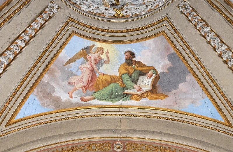 Dipinto murale con San Matteo Evangelista