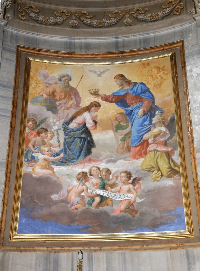 Dipinto murale con l'Incoronazione della Madonna