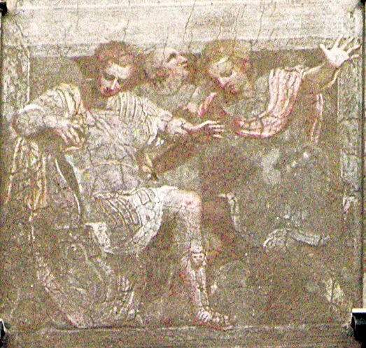 Affresco sulla parete del Palazzo delle Poste, salvato dallo sventramento piacentiniano della zona di Piazza Vittoria