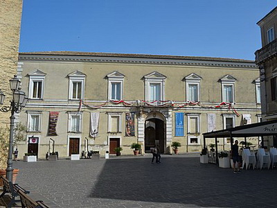Musei Civici di Palazzo D'Avalos: Pinacoteca
